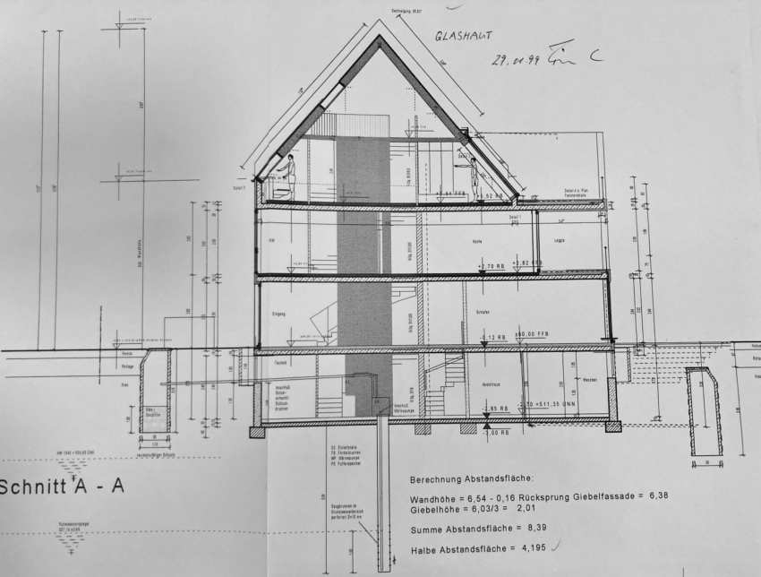 Foto 2 von 35 — Eigentumswohnung (3 bis 4 Zimmer), Kfz-Stellplatz (Tiefgarage)