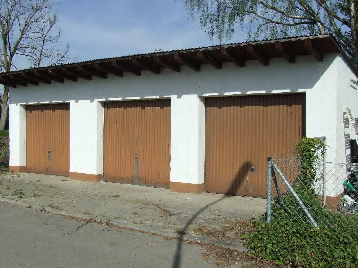 Foto 7 von 10 — Doppelhaushälfte, Garage