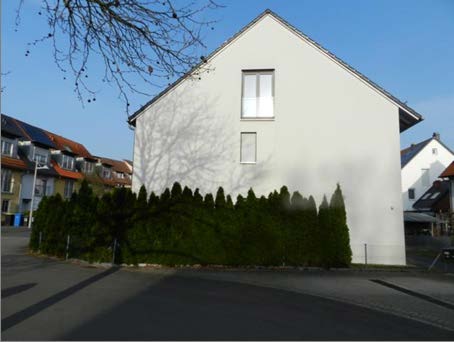 Foto 2 von 3 — Doppelhaushälfte, Garage