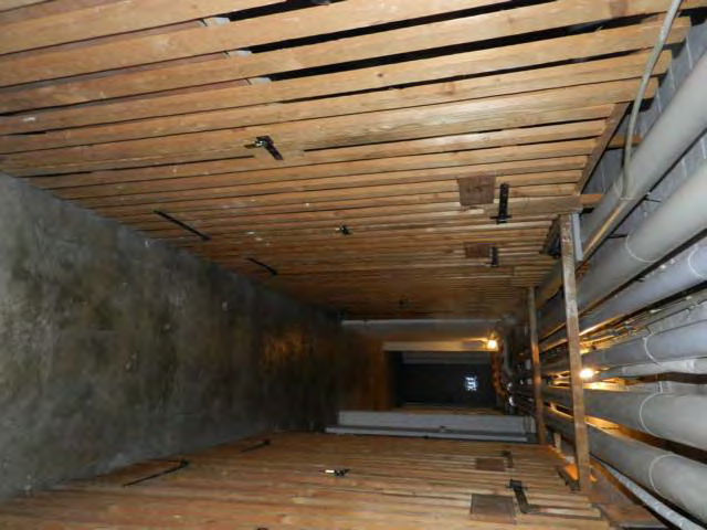 Foto 17 von 37 — Gewerbeeinheit (z.B. Laden, Büro)