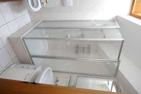 Foto 12 von 17 — Eigentumswohnung (3 bis 4 Zimmer), Kfz-Stellplatz (Tiefgarage)