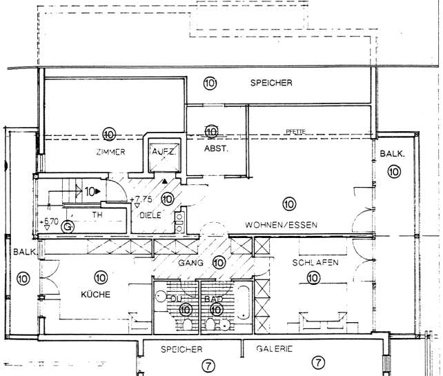 Foto 5 von 17 — Eigentumswohnung (3 bis 4 Zimmer), Kfz-Stellplatz (Tiefgarage)