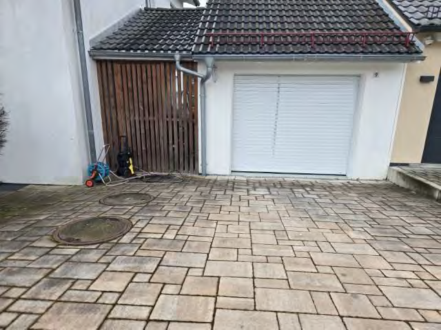 Foto 12 von 19 — Mehrfamilienhaus
