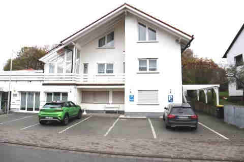 Foto 5 von 56 — Eigentumswohnung (ab 5 Zimmer), Gewerbeeinheit (z.B. Laden, Büro), Garage, Sonstiges