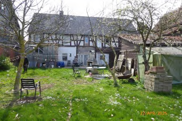 Foto 6 von 8 — land- und forstwirtschaftlich genutztes Grundstück, Einfamilienhaus