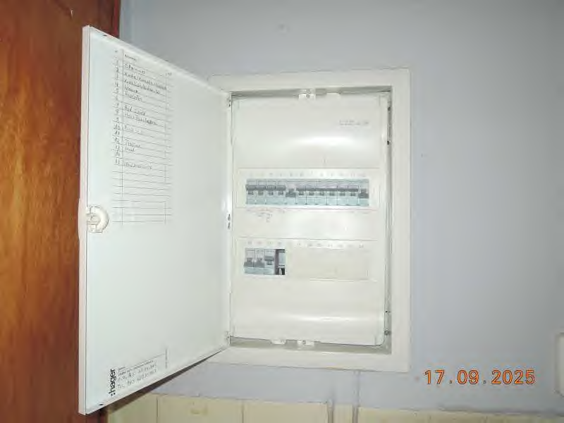 Foto 17 von 30 — Zweifamilienhaus