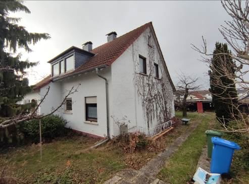 Foto 4 von 38 — Einfamilienhaus, Garage