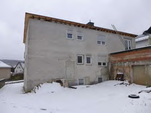 Foto 7 von 19 — Einfamilienhaus, Garage