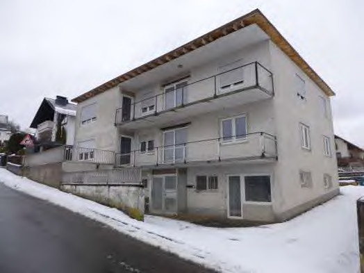 Foto 4 von 19 — Einfamilienhaus, Garage