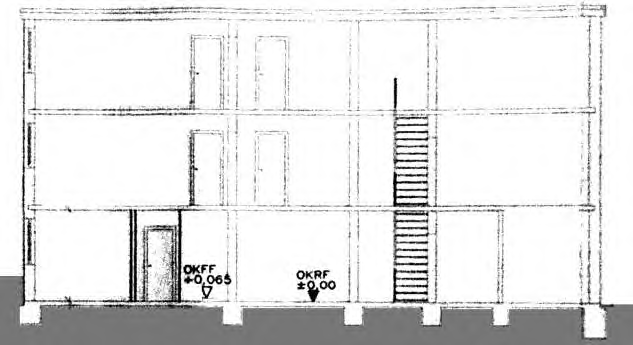 Foto 15 von 19 — Einfamilienhaus, Garage