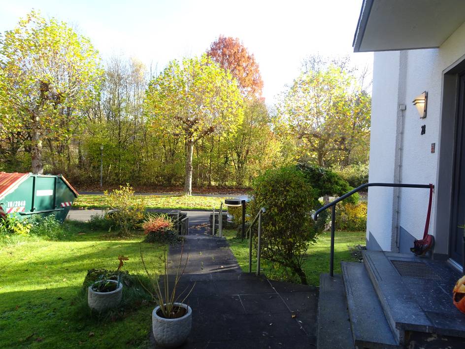 Foto 4 von 11 — Zweifamilienhaus