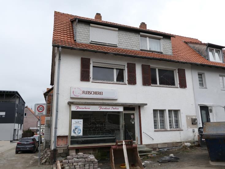 Foto 2 von 3 — Wohn-/Geschäftshaus