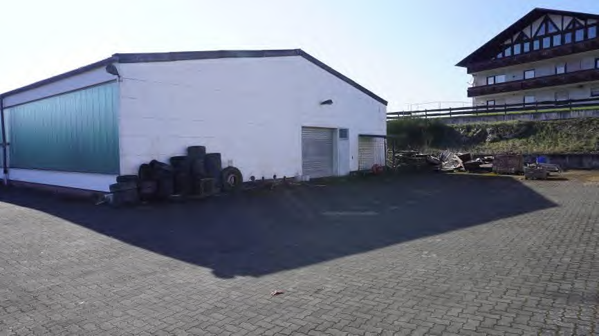 Foto 28 von 61 — Gewerbeeinheit (z.B. Laden, Büro)