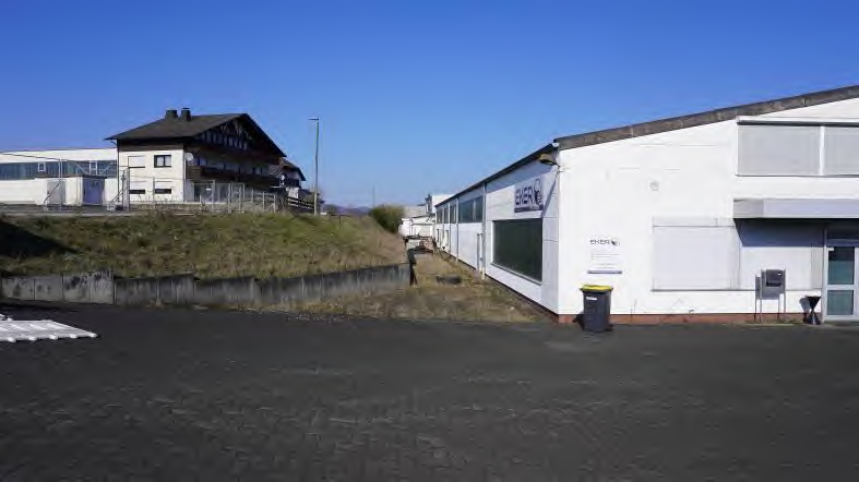Foto 5 von 61 — Gewerbeeinheit (z.B. Laden, Büro)