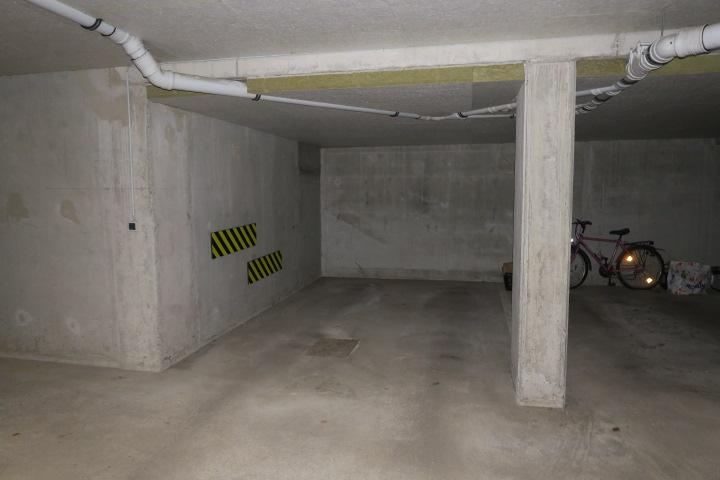 Foto 14 von 14 — Eigentumswohnung (3 bis 4 Zimmer), Kfz-Stellplatz (Tiefgarage)