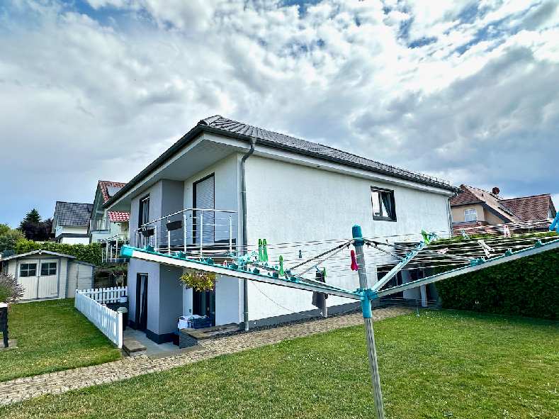 Foto 4 von 22 — Zweifamilienhaus
