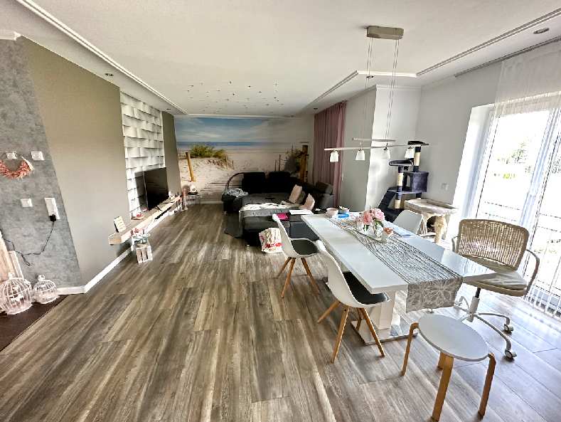 Foto 12 von 22 — Zweifamilienhaus