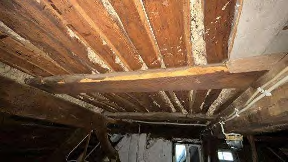 Foto 28 von 38 — Wohn-/Geschäftshaus