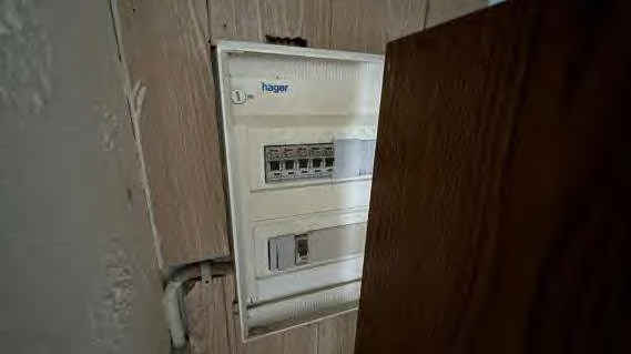 Foto 24 von 38 — Wohn-/Geschäftshaus