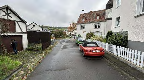 Foto 9 von 38 — Wohn-/Geschäftshaus