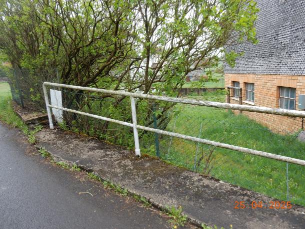 Foto 12 von 24 — Einfamilienhaus, landwirtschaftliche Gebäude