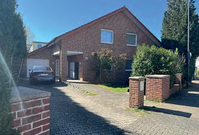 Foto 9 von 19 — Zweifamilienhaus