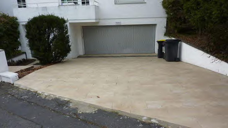 Foto 8 von 20 — Einfamilienhaus, Garage