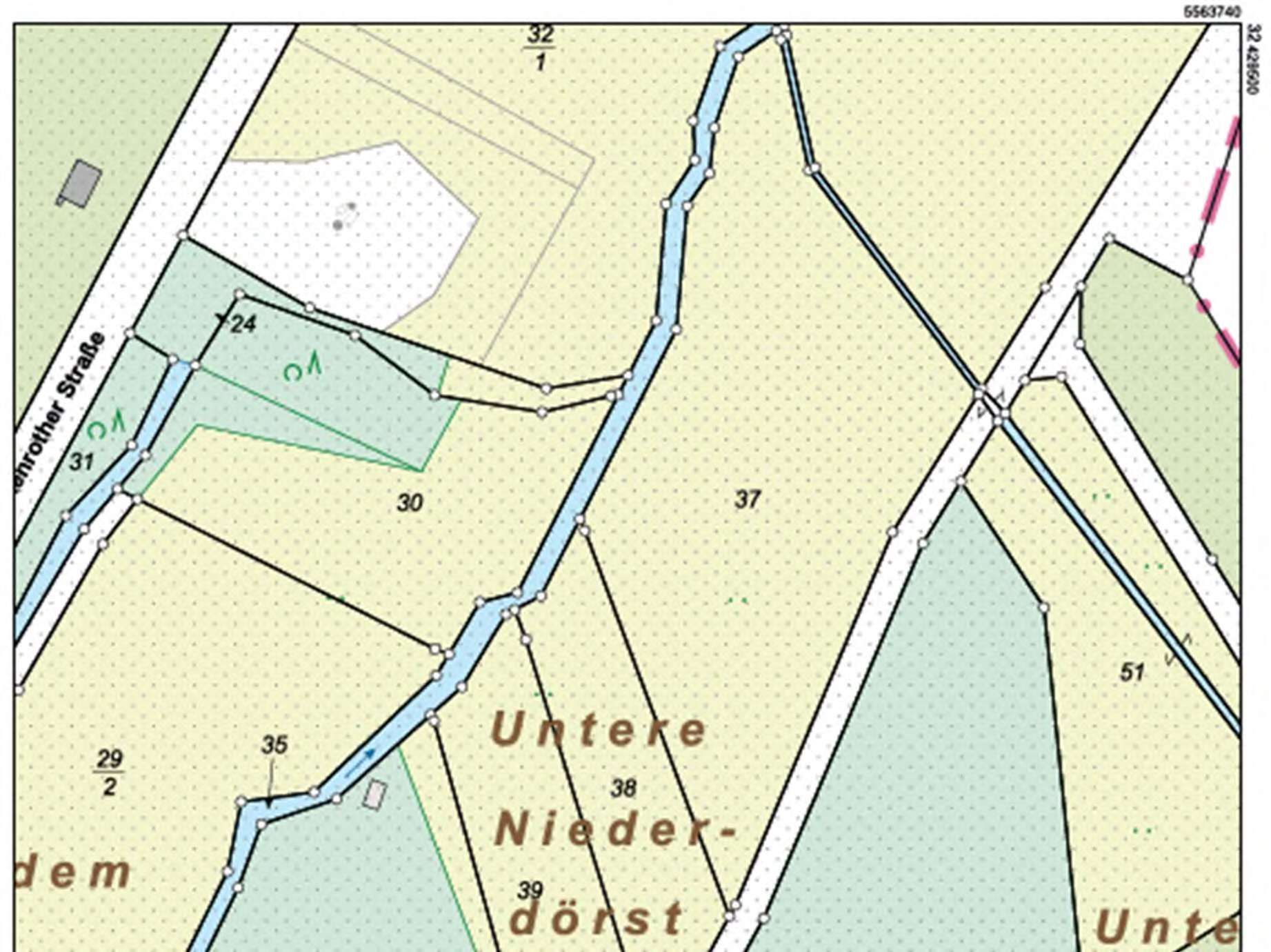 Foto 6 von 8 — unbebautes Grundstück, land- und forstwirtschaftlich genutztes Grundstück