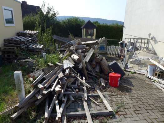 Foto 6 von 15 — Einfamilienhaus, Garage