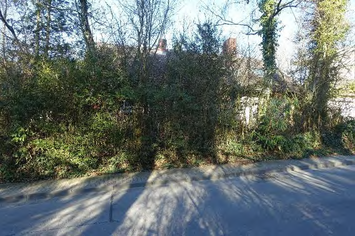 Foto 9 von 15 — Einfamilienhaus, Garage