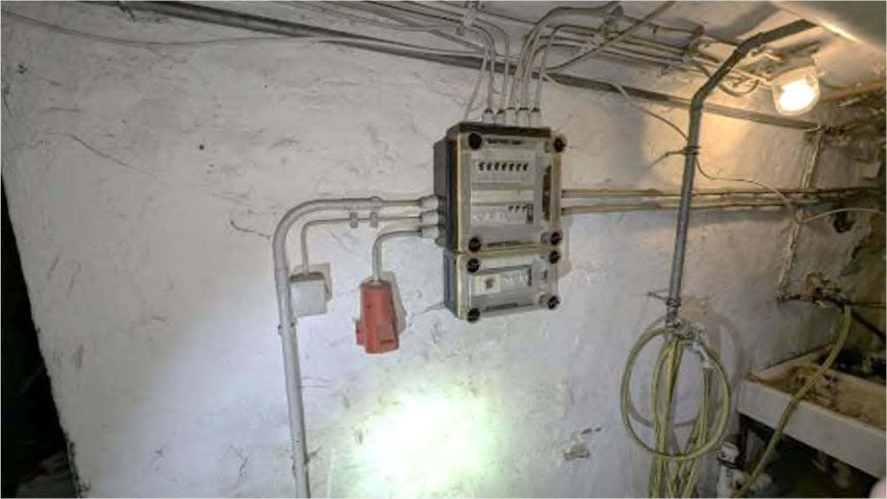 Foto 18 von 34 — Eigentumswohnung (ab 5 Zimmer), Mehrfamilienhaus, Sonstiges