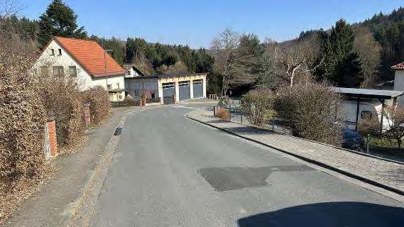 Foto 1 von 33 — Zweifamilienhaus