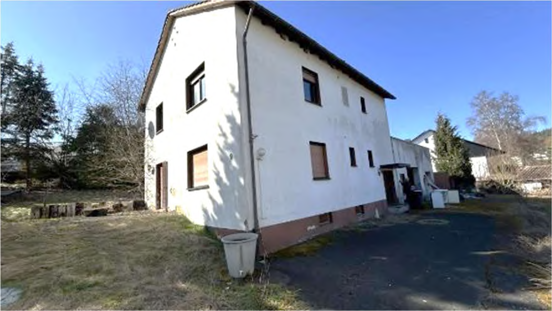 Foto 6 von 33 — Zweifamilienhaus