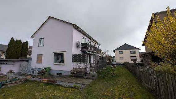 Foto 8 von 25 — Zweifamilienhaus