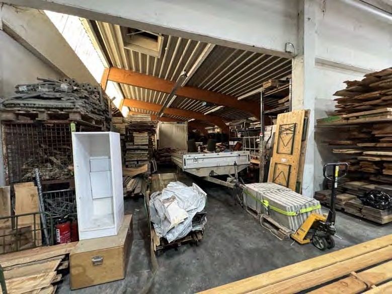 Foto 13 von 40 — Gewerbeeinheit (z.B. Laden, Büro)