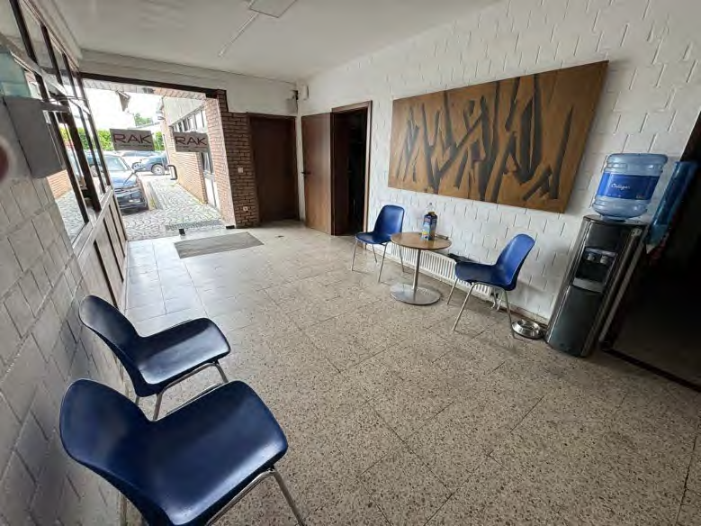 Foto 18 von 40 — Gewerbeeinheit (z.B. Laden, Büro)