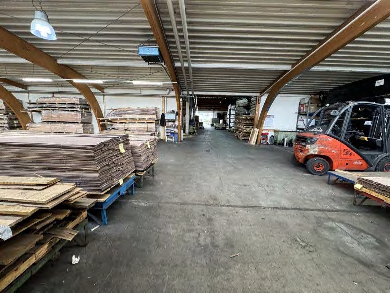 Foto 15 von 40 — Gewerbeeinheit (z.B. Laden, Büro)
