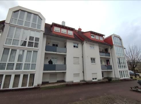 Foto 9 von 28 — Eigentumswohnung (3 bis 4 Zimmer), Kfz-Stellplatz